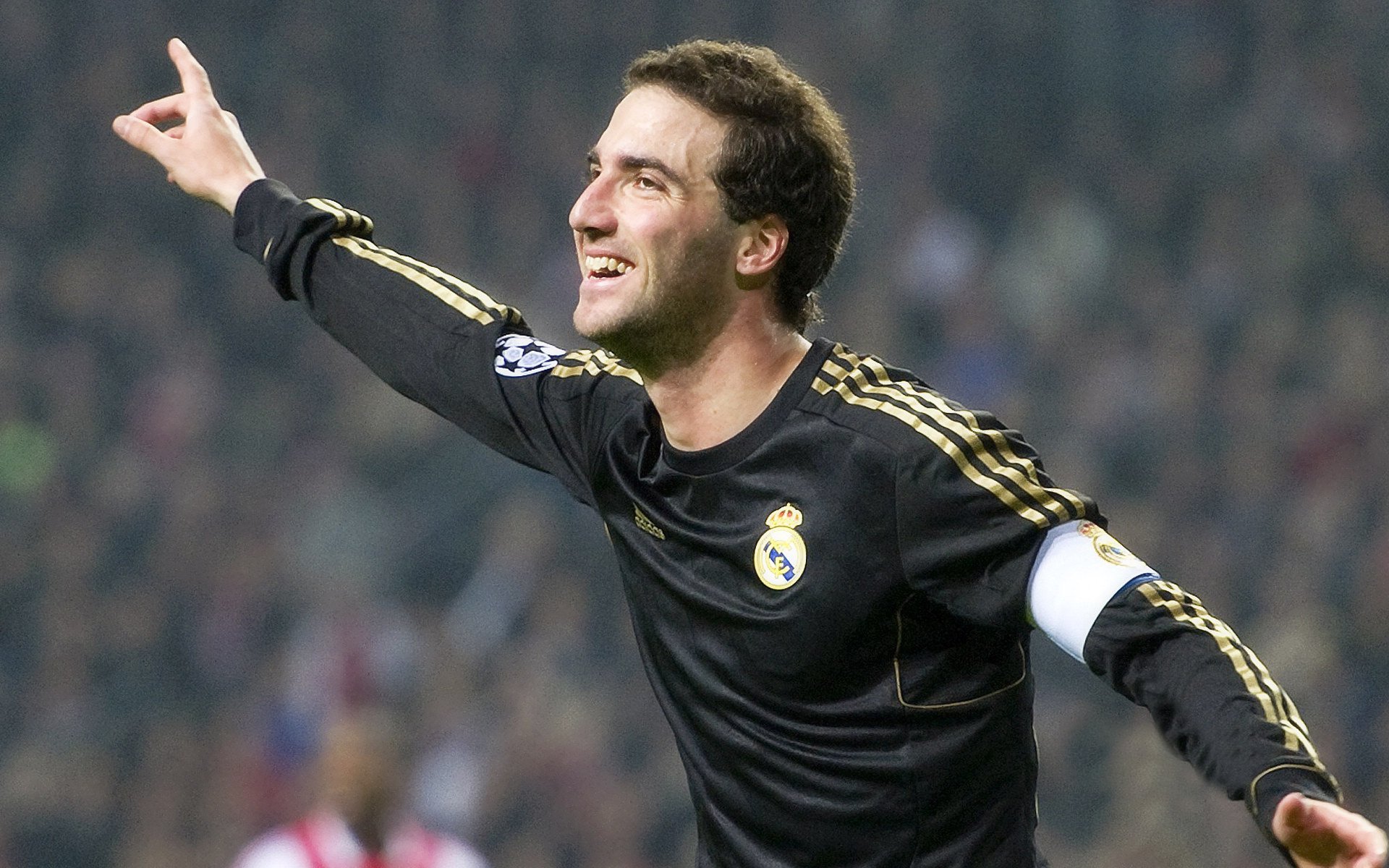 利勒斯特城力克对手，晋级德国杯四分之一决赛，德国杯12_0